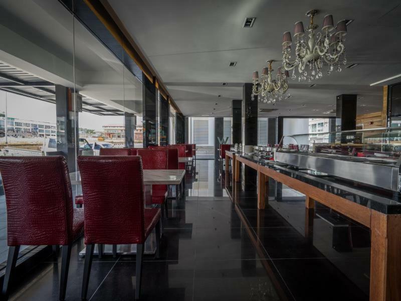 Wiwo Hotel Bintulu Eksteriør billede
